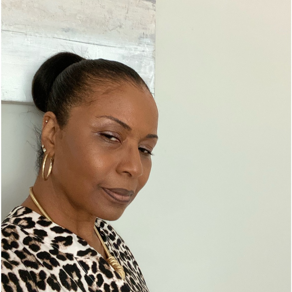 Meet your Posher, Brenda